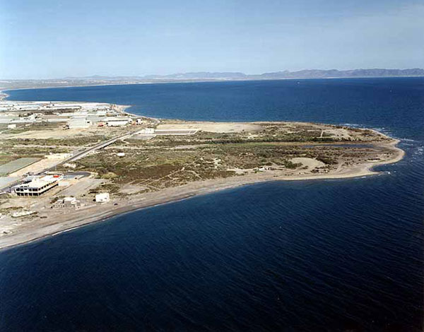 Punta del Río- Almería. Al fondo Cabo de Gata