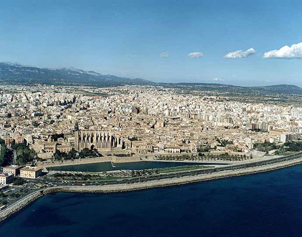 Parc de la Mar y Catedral de Palma