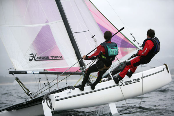 Trofeo Caixanova de Platu 25 y Catamaranes a Vela que organiza el Club Marítimo de Canido