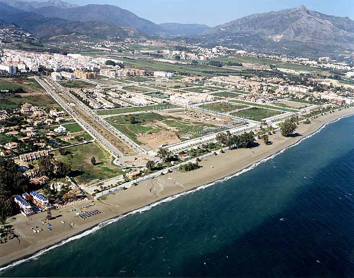 Playa de San Pedro de Alcántara