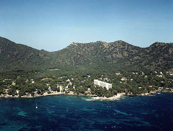 Playa D'Es Ribel. Costa de los Pinos