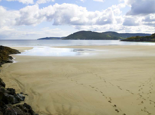 Praia de Abrela / Suegos