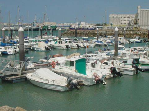 Centro Náutico Elcano