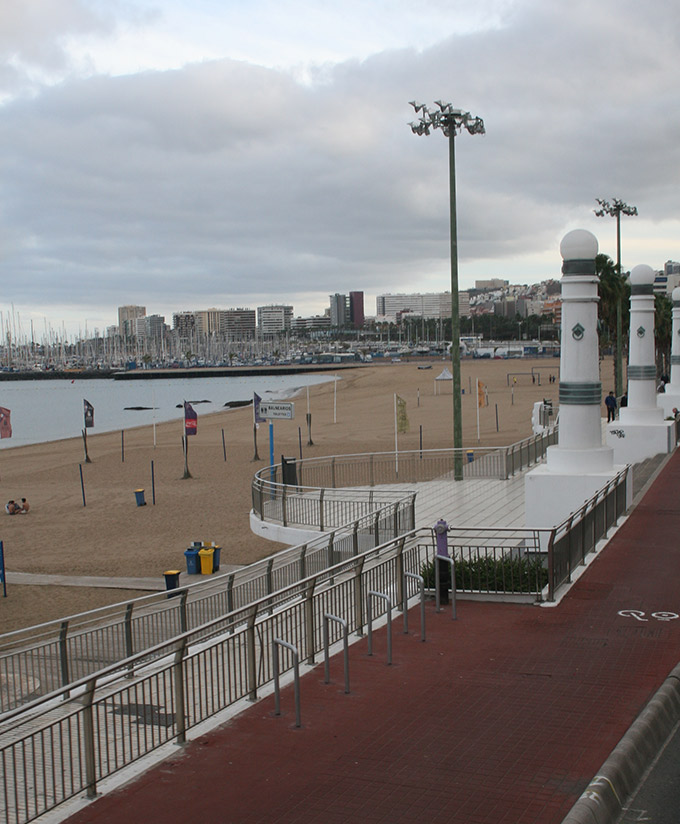 Playa de Alcaravaneras Las Palmas