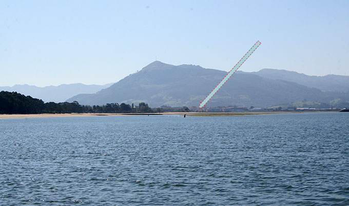 Boya Nº 3.- Canal de acceso al puerto de Colindres