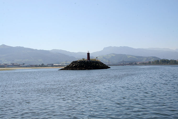 Puerto de Colindres. Malecón ángulo N