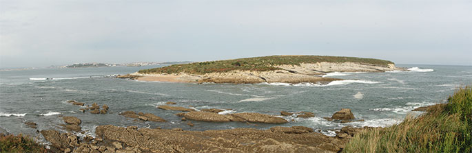 Canal de la Isla de Santa Marina desde tierra