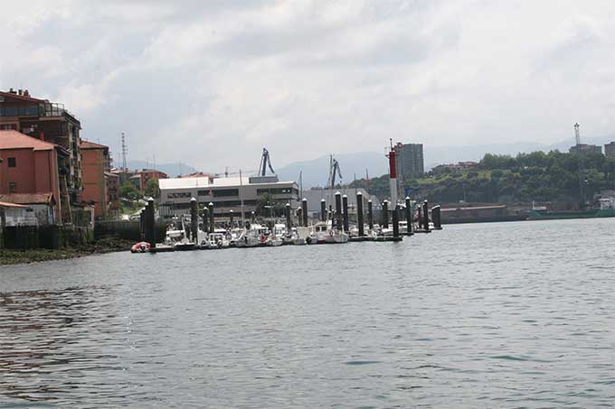 Puerto deportivo de Pasai Donibane