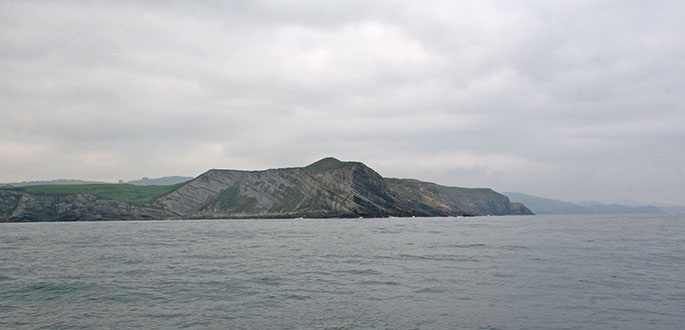 La costa hacia poniente desde Pta. Ballota