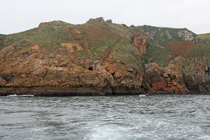 Túneles mineros en la Punta del Poyo