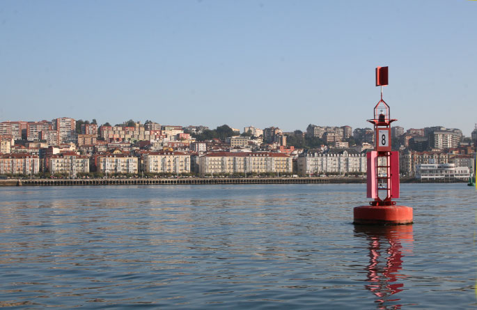 Boya nº 8. El Dorao. Puerto de Santander