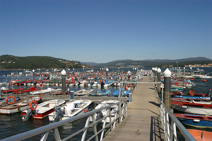 Puerto pesquero de Testal. Noia