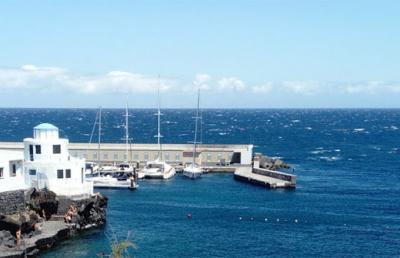 12844 Puerto C.N. La Galera. Martillo Extremo Dique. Tenerife. Nº Internacional D-2827.931