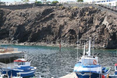 Puerto del Carmen. Balizas interior del puerto. Canal principal