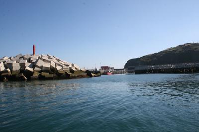 Dique de abrigo del Puerto de Laredo