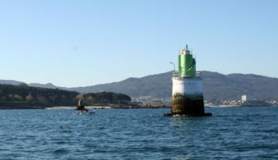 04810 Torre baliza bajo Tofiño. Ría de Vigo. nº 3