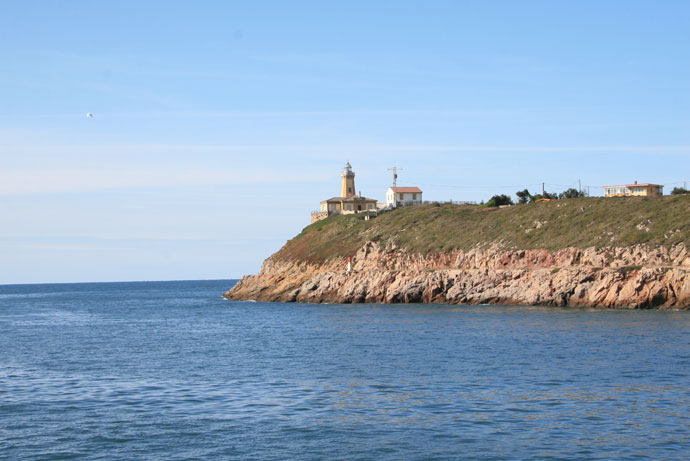 Faro de Aviles e inicio de balizamiento