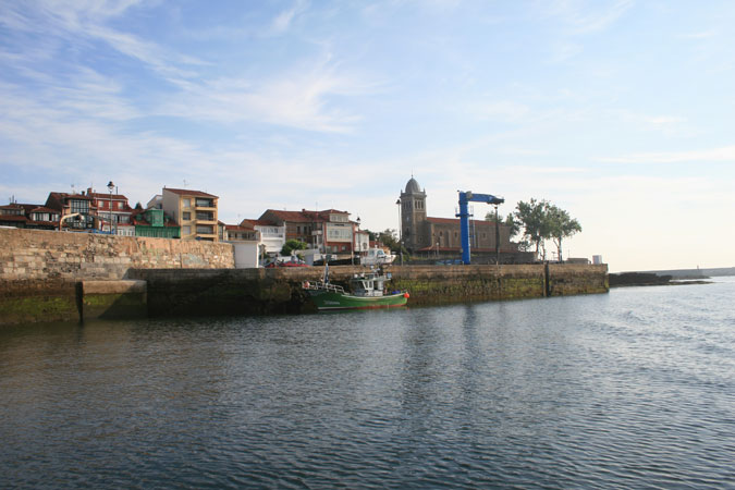 Puerto pesquero de Luanco