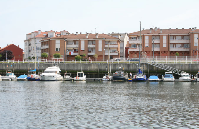 Puerto deportivo de San Juan de la Arena