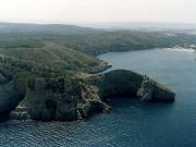 Punta del Mila. Al fondo Cala Montgó