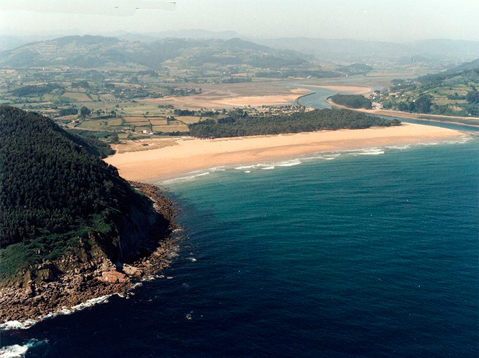 Playa de Rodiles