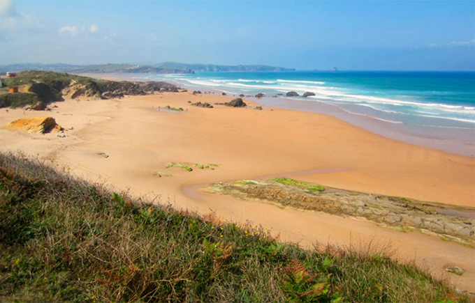 Playa de Canallave (Piélagos)