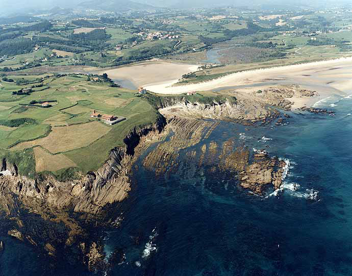 Playa de Oyambre