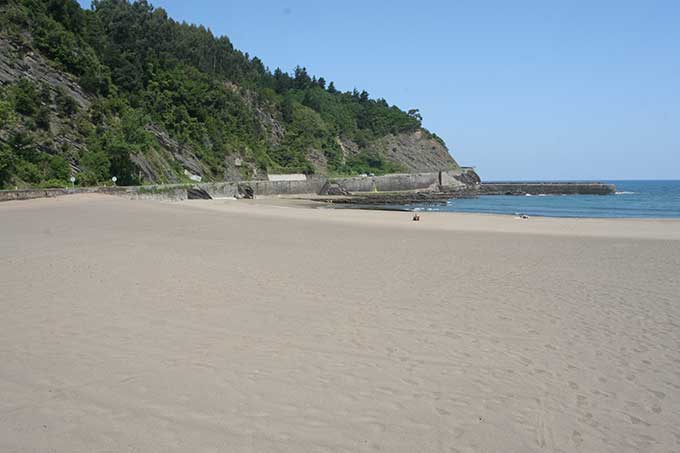 Playa de Ondar-Beltz (Mutriko)