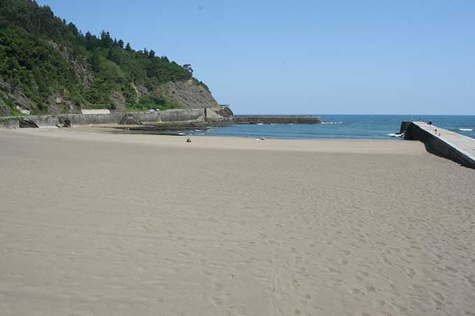 Playa de Ondar-Beltz (Mutriko)