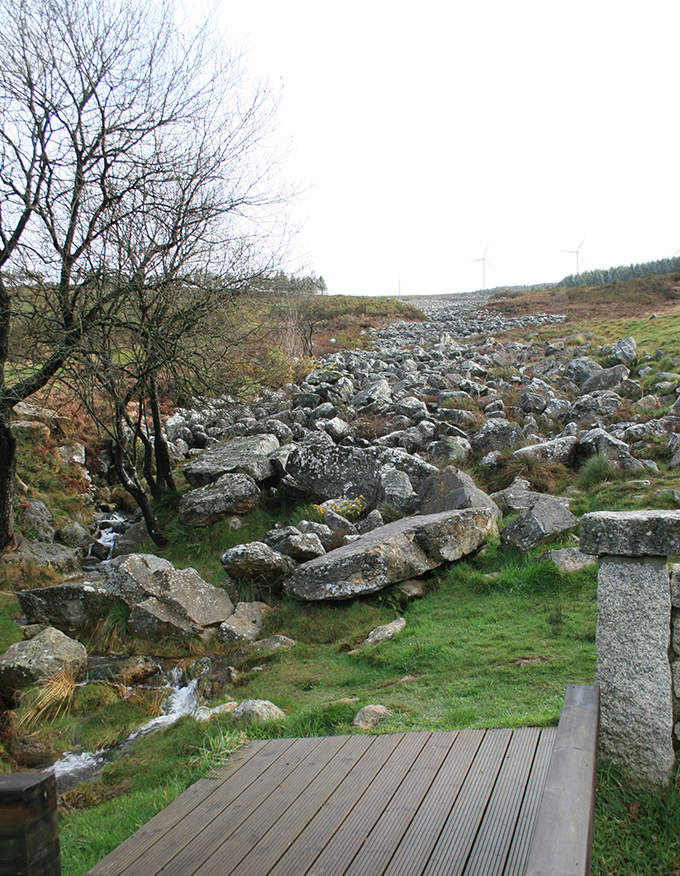 Pedregal de Irimia. Nacimiento del Miño