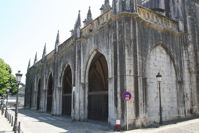  Basílica de la Asunción de Santa María