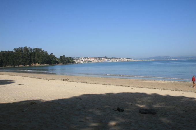 Sada desde la playa de Gandarío