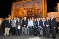 Ya luce en su nueva y definitiva ubicación el monumenmtal cuadro del 1º Centenario del Real Club Náutico de Gran Canaria