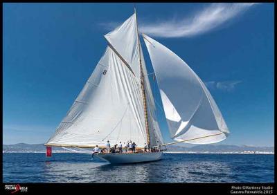 El Moonbeam IV ficha por el RCNP