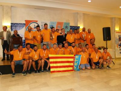 La selección Valenciana, el cántabro Santiago Barrenechea y el juvenil Álvaro Aranda, grandes vencedores del Nacional de embarcación fondeada
