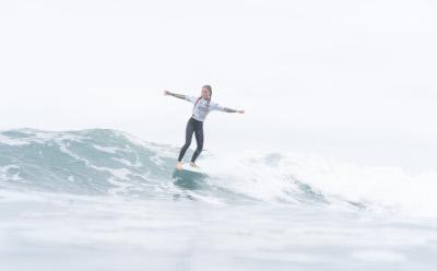 Los canarios dominan el Campeonato de España del Festival de Longboard Oleaje  