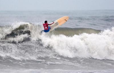 Sólida olas e increíbles actuaciones en la 1ª jornada del ISA WORLD LONGBOARD CHAMPIONSHIP en HUANCHACO