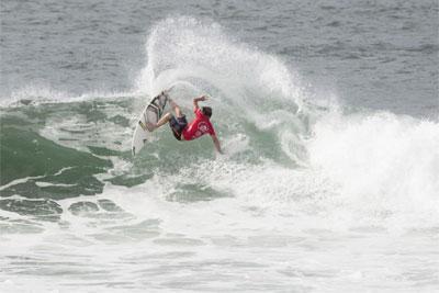 Taj Burrow ganó el Reef Hawaiian Oro