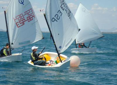 Decepcionantes resultados del equipo Cantabro en el Campeonato de España de Vela Infantil.