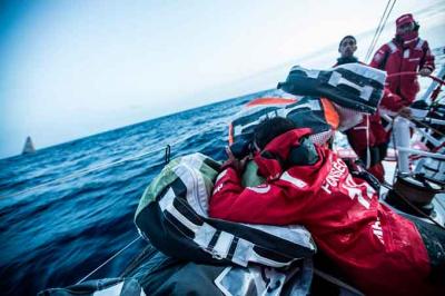 Dongfeng abre brecha con Abu Dhabi Ocean Racing