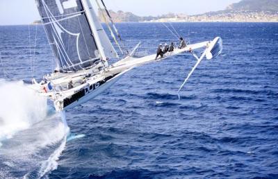 Hydroptere: Quiere volar desde Los Angeles A Hawai