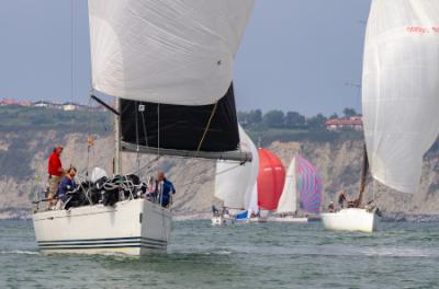 38 años de la emocionante Regata a la Inversa-BBVA, la prueba del primero de mayo 