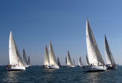 Comienza el trofeo Comodoro en el RCN Valencia