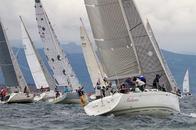 El Maitena se apunta en el Abra la Regata SURNE-Trofeo Eskarra 