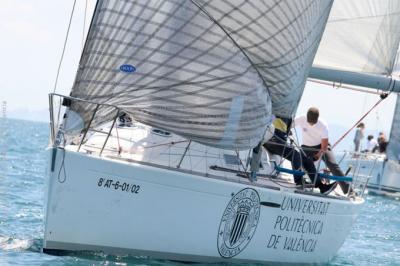 El Trofeo UPV de vela vuelve a unir a universitarios y regatistas