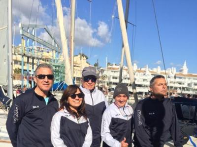 Foster Swiss patrocinará este año un barco de competición con deportistas adaptados