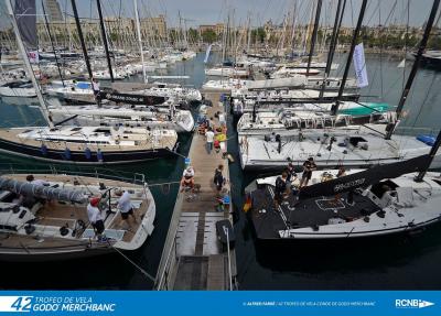 La 42 edición del Trofeo Conde de Godó-Merchbanc levanta el telón en el agua mañana, viernes 12 de junio.