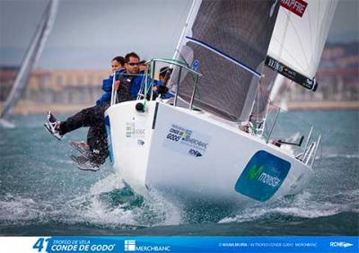 La escasa intensidad de viento ha impedido poner el broche de oro final a la 41 edición del Trofeo Conde de Godó-Merchbanc.