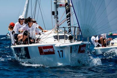 La Federación Andaluza de Vela  arma un barco femenino para la 38º Copa del Rey Mapfre