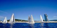 La flota de la Golden Cup Barcelona Marina Vela navega ya hacia Blanes